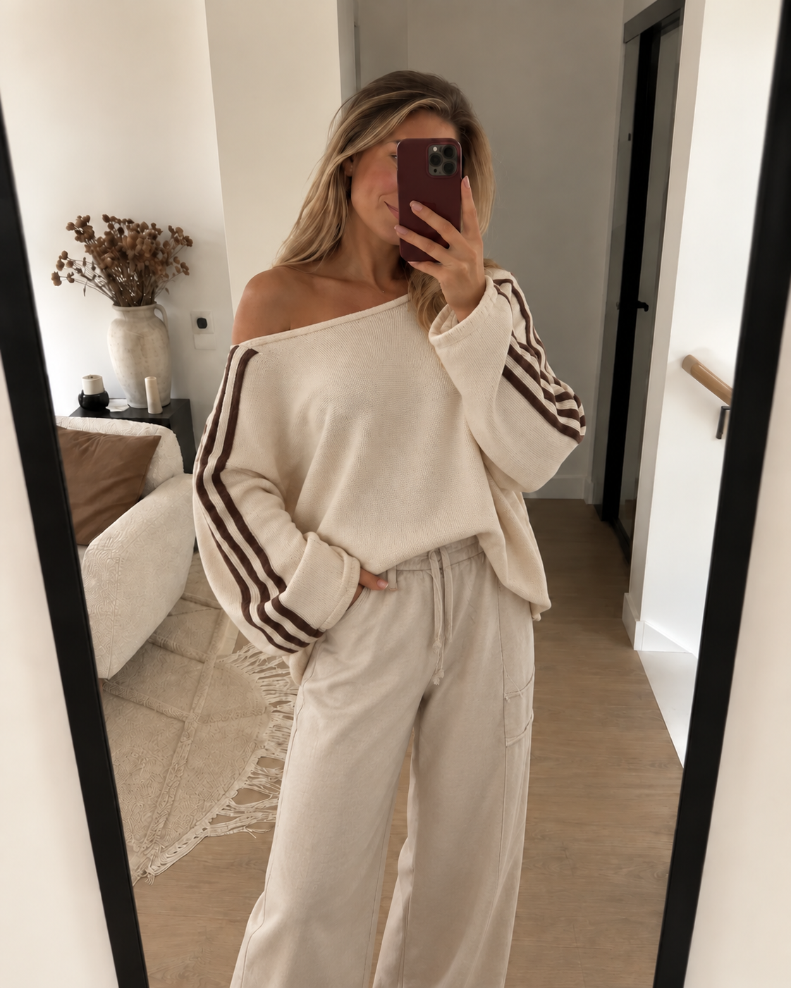 Women's Oversized Off-Shoulder Jumper with Striped Sleeves