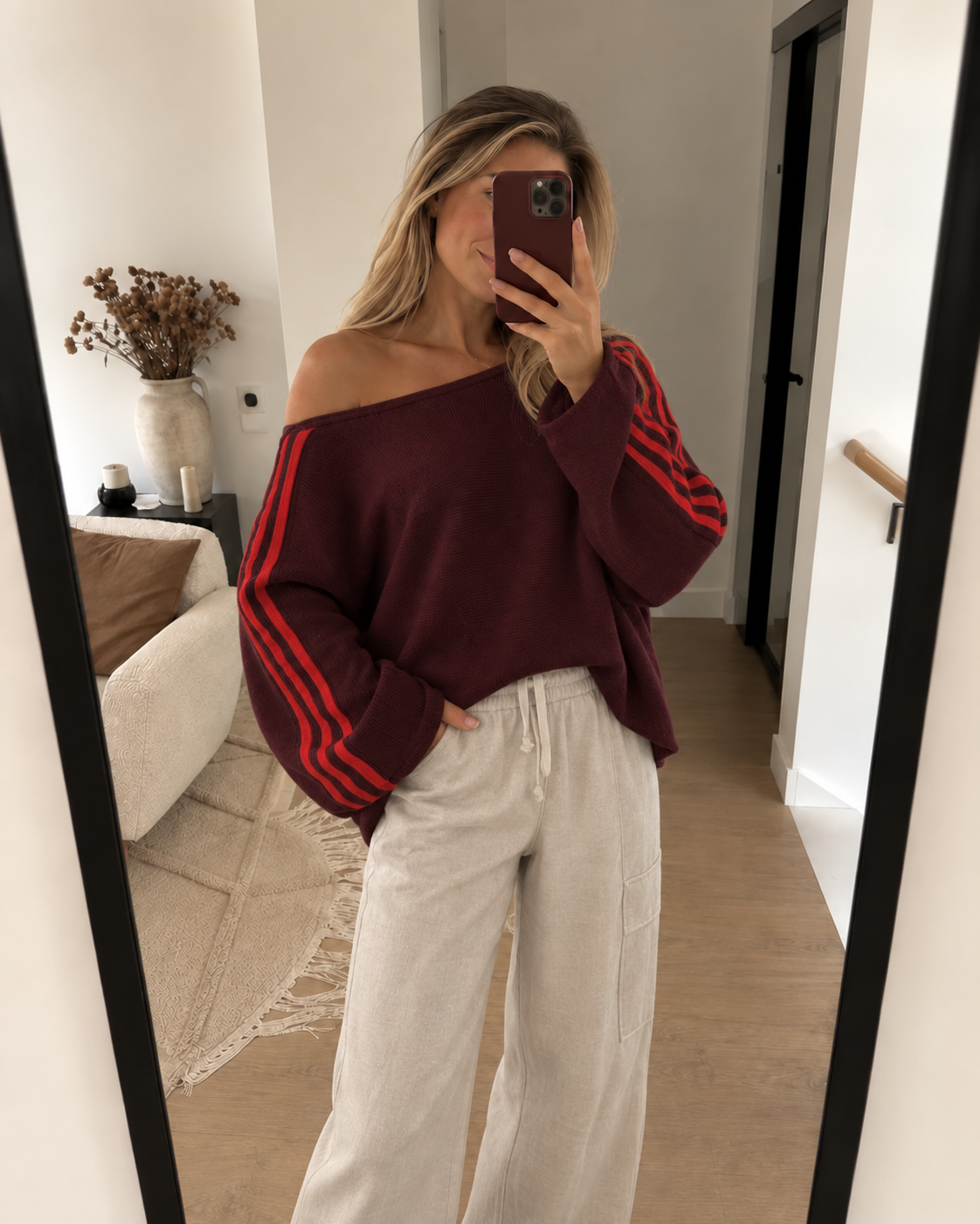 Women's Oversized Off-Shoulder Jumper with Striped Sleeves