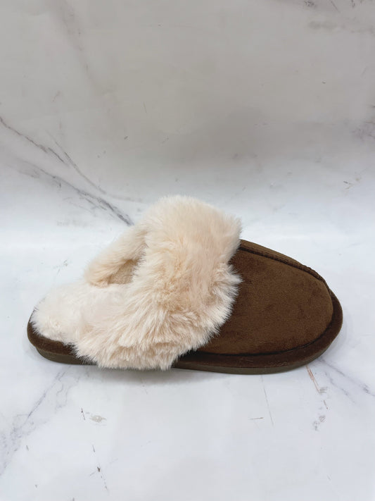 Cozy | Women's Soft Slip-On Slippers in Brown