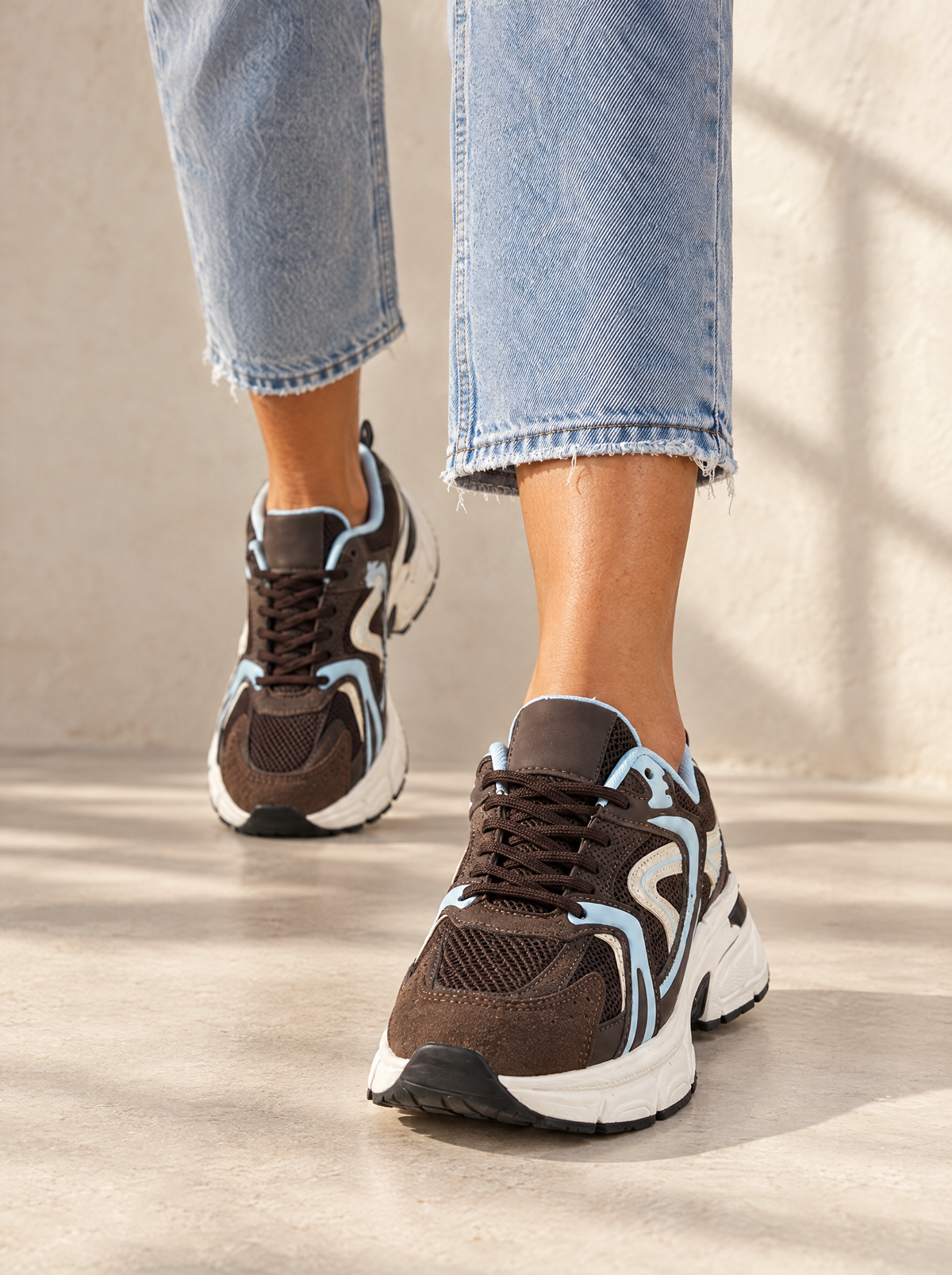 Giulia | Women's Brown Mixed-Material Trainers, enlarged view