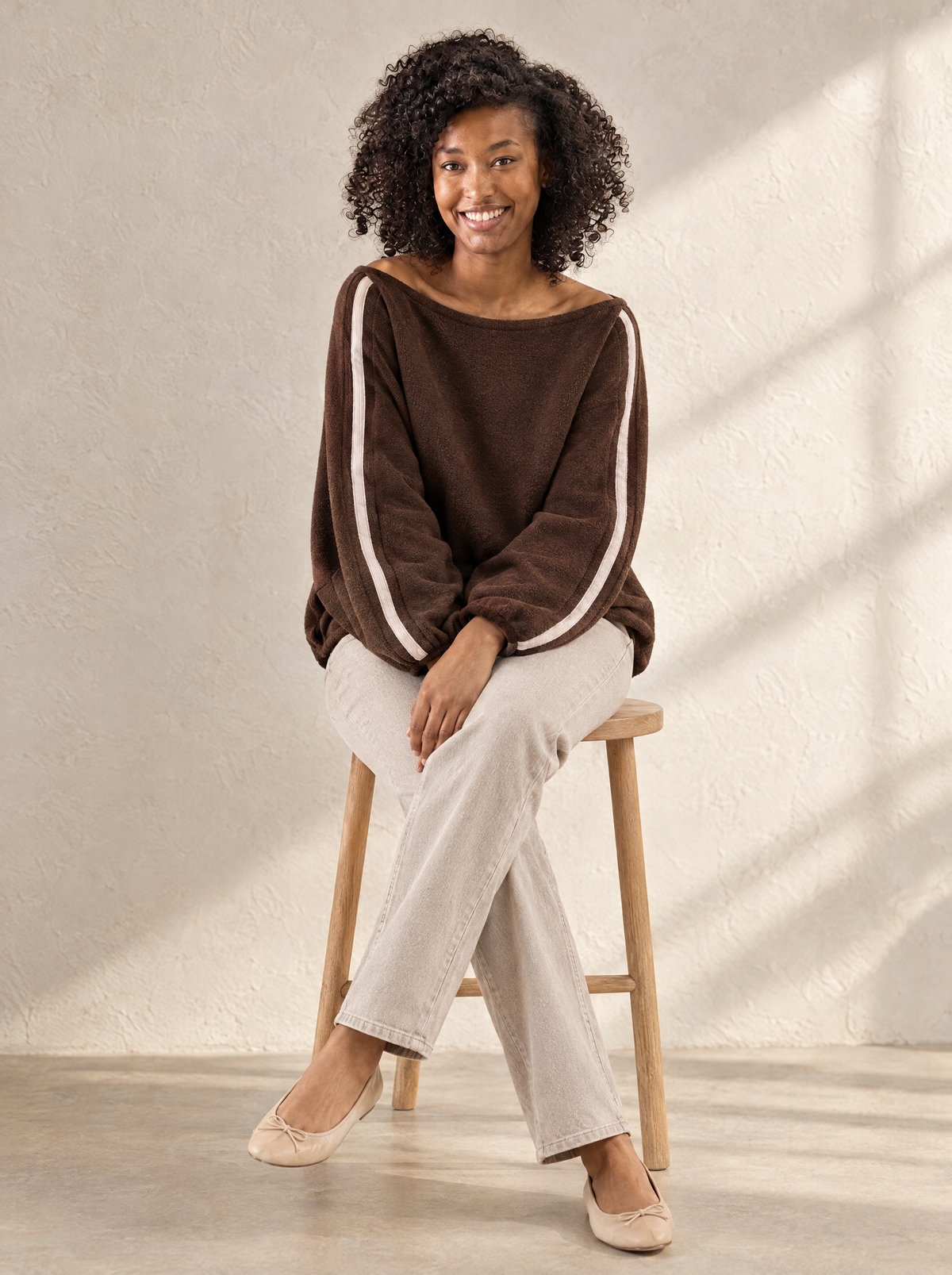 Ottavia | Women's Oversized Off-Shoulder Jumper with Striped Sleeves