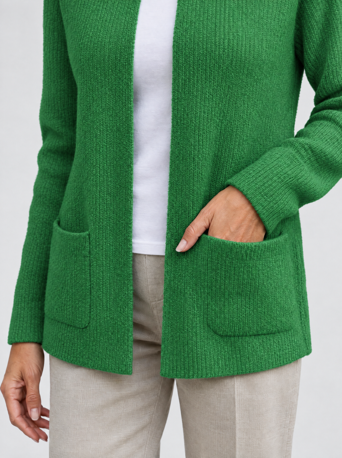 Eleonora | Women's Knitted Zip Gilet with Pockets